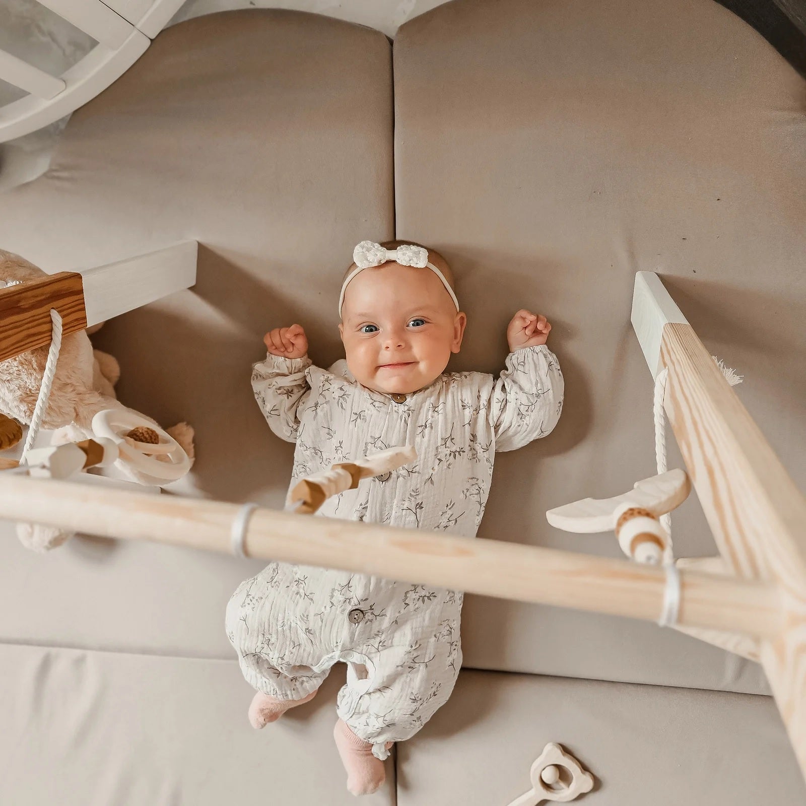 "Flower Paradise" Spielmatte - Blume 160x160 - Samt