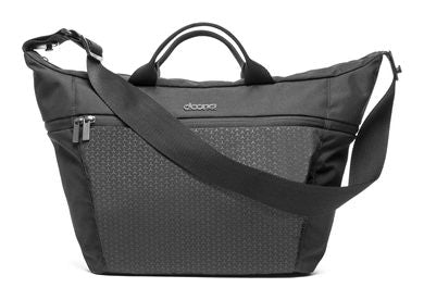 Doona All Day Tasche Nitro Black Margaretha s Bebe Kinderparadies AG