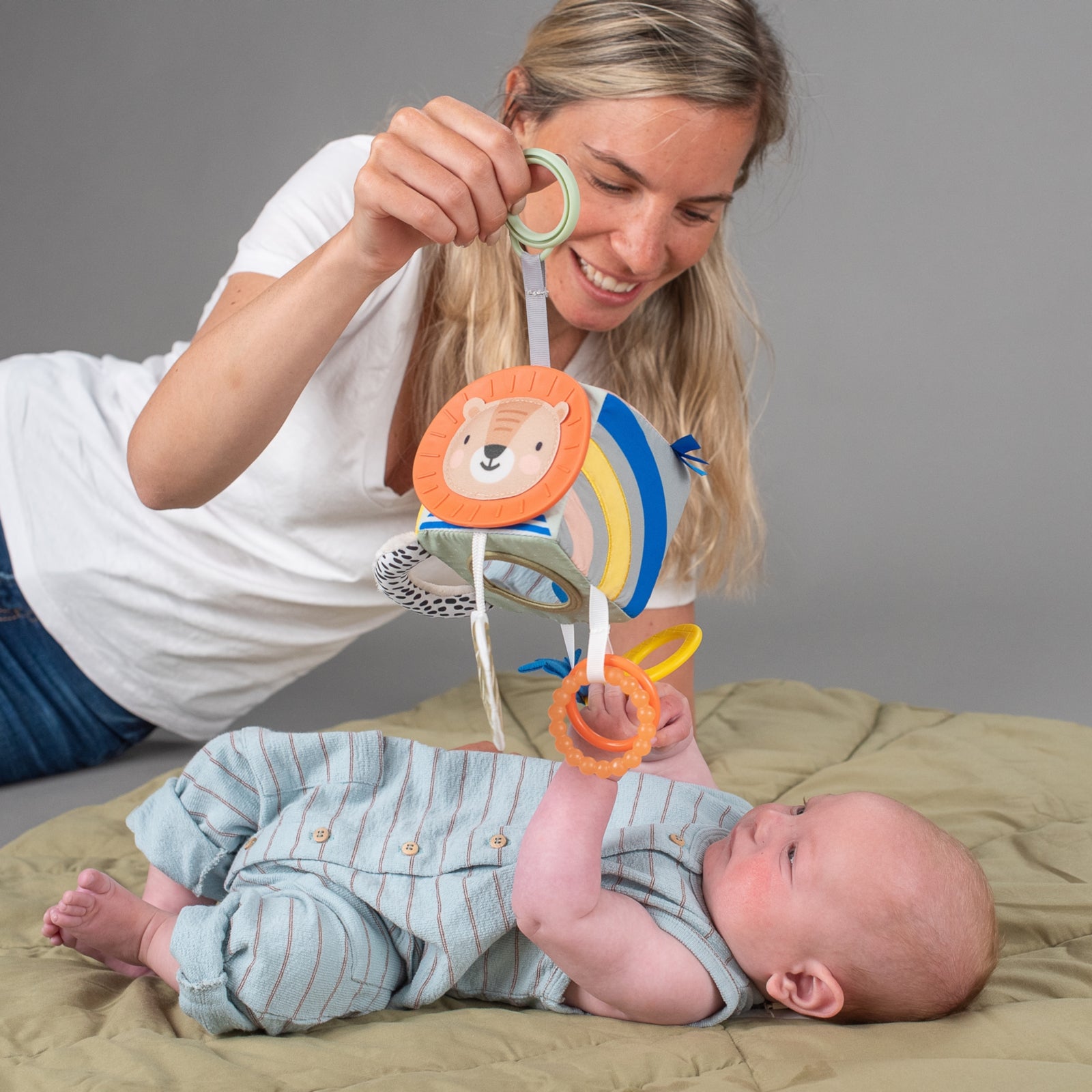 TAF TOYS Aktivitätenwürfel Savannah