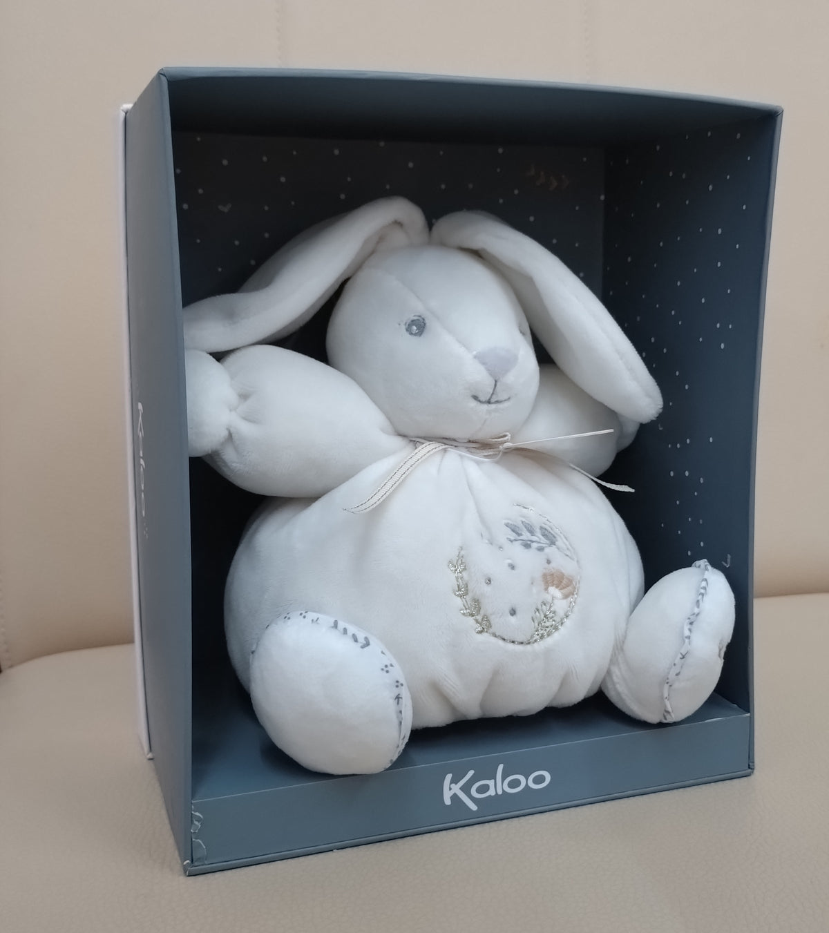 Kaloo Spieluhr Hase