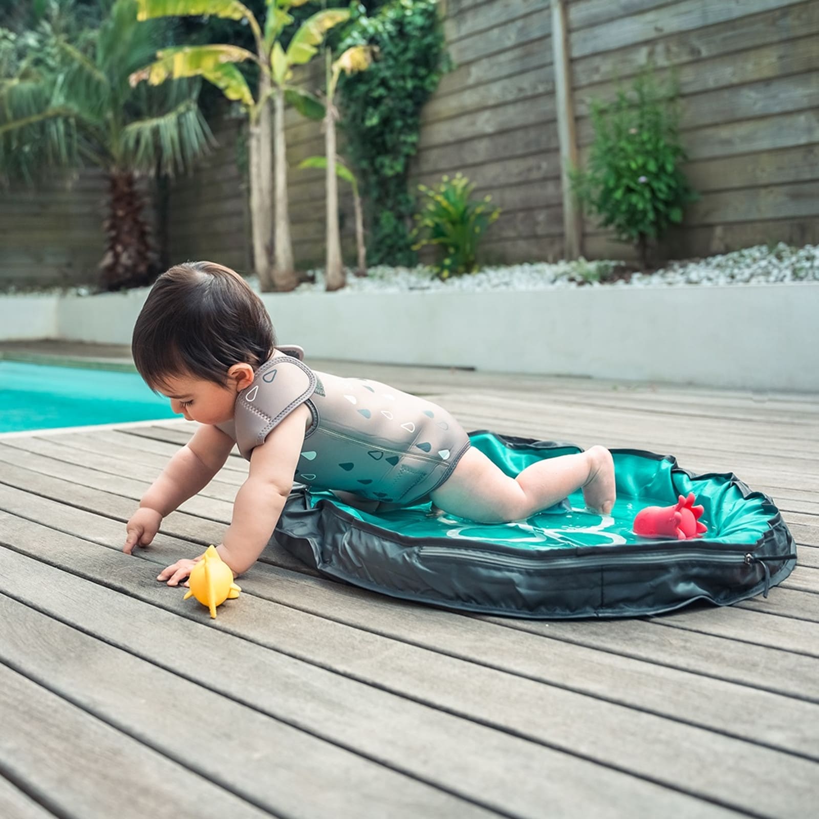 bblüv Wräp Neoprenanzug für Babys-Sand