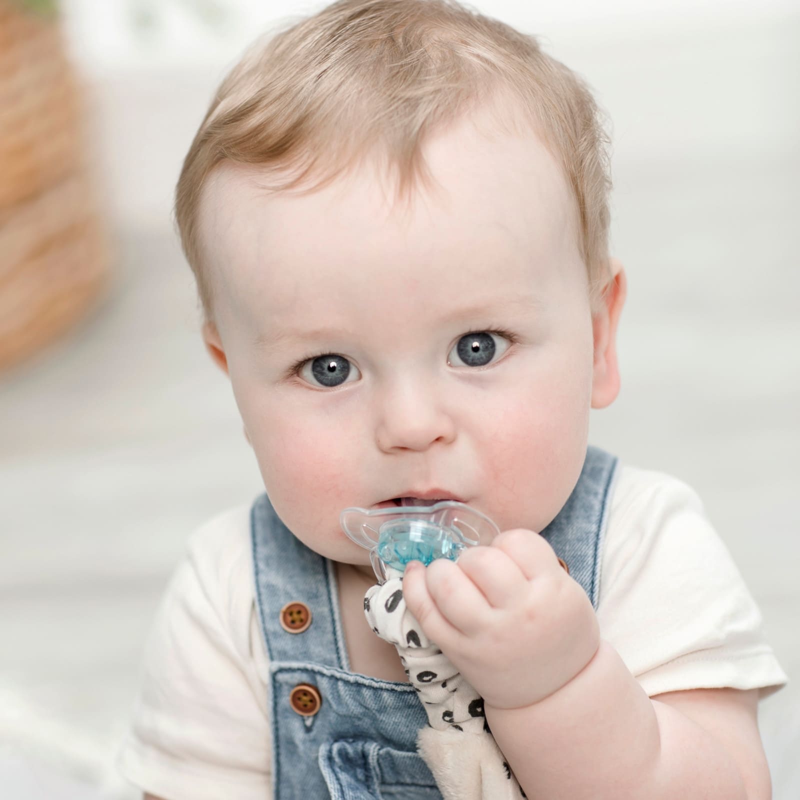CHEEKY CHOMPERS Kuscheltuch mit Beissring Comfortchew