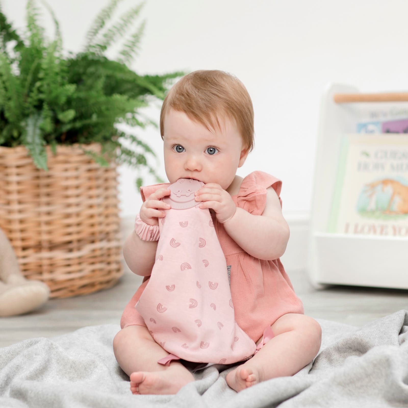 CHEEKY CHOMPERS Kuscheltuch mit Beissring Comfortchew