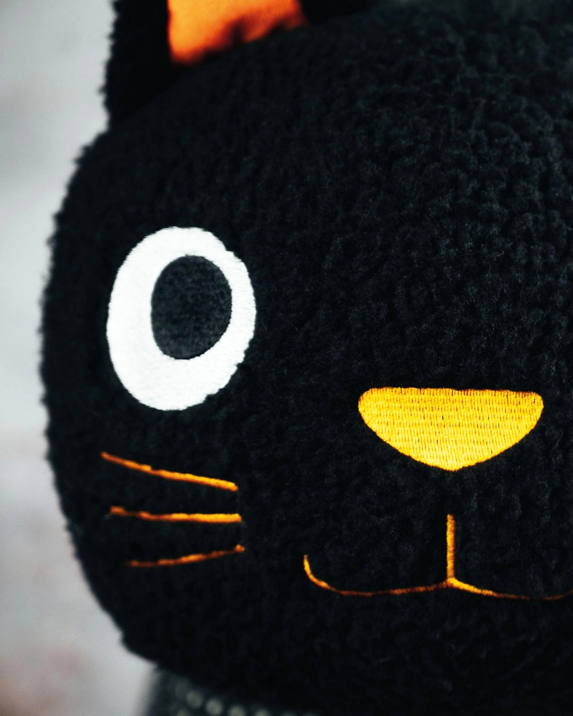 Happy Lamps Die flauschige Katze Luna