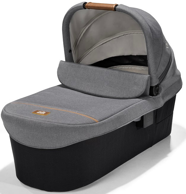 Joie Finiti Trio SIGNATURE Kinderwagen mit Sprint *SALE* carbon