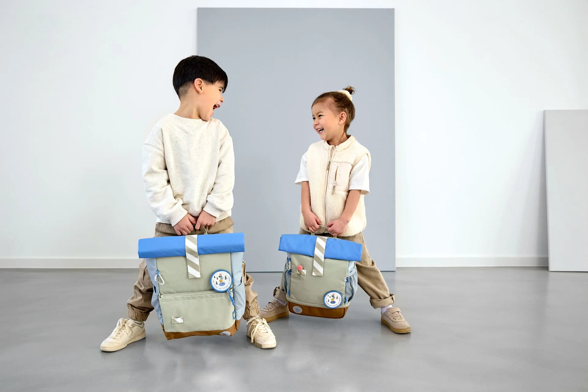 Lässig Kindergartenrucksack Rolltop Sunny Explorer Grün Blau