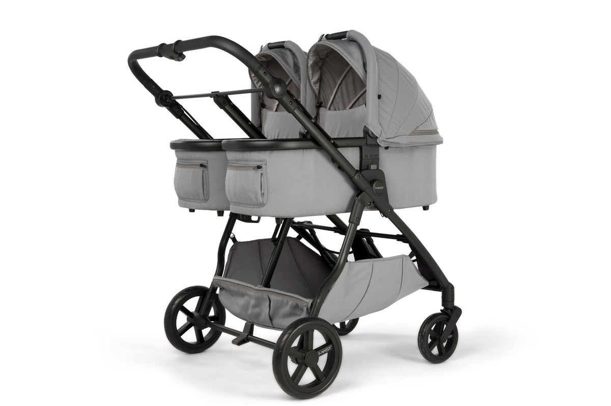 Mast Kinderwagen M.Twin x Zwillingsvariante mit Wannen