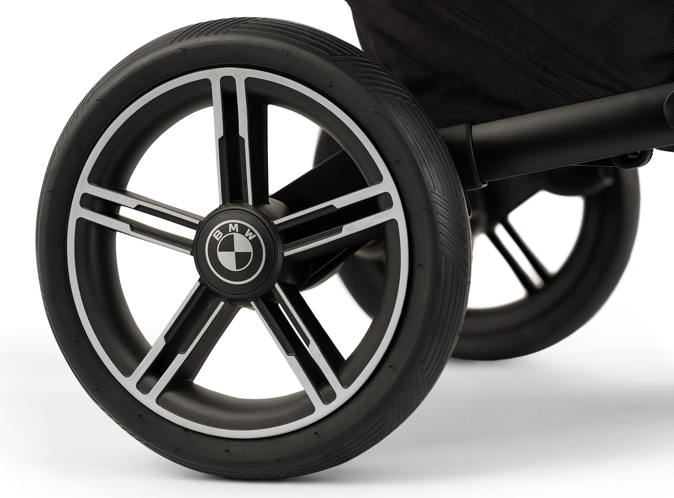 Nuna Mixx next BMW 4in1 Bundle mit Babyschale Arra flex & Base next *Birthdayprice*