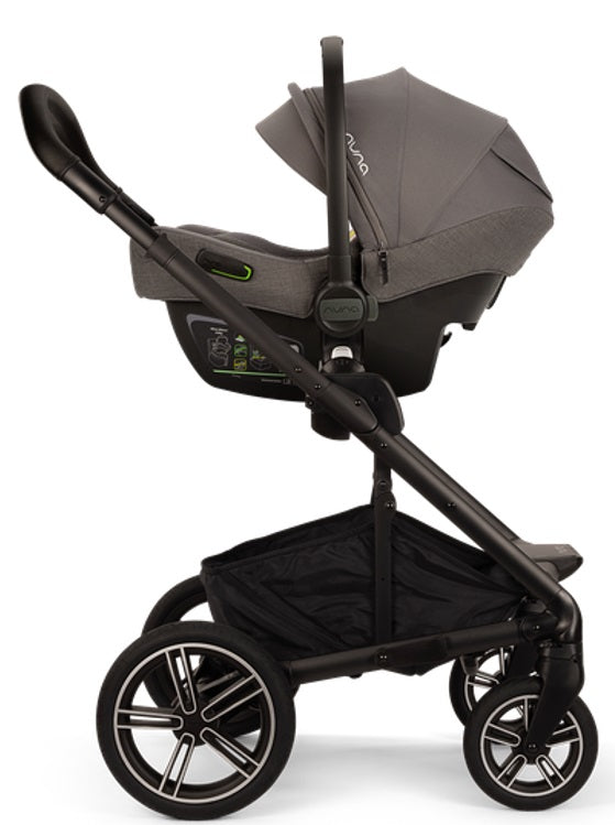 Nuna Mixx Next Bundle 4in1 mit Babywanne, Babyschale Arra Flex &amp; Base Next