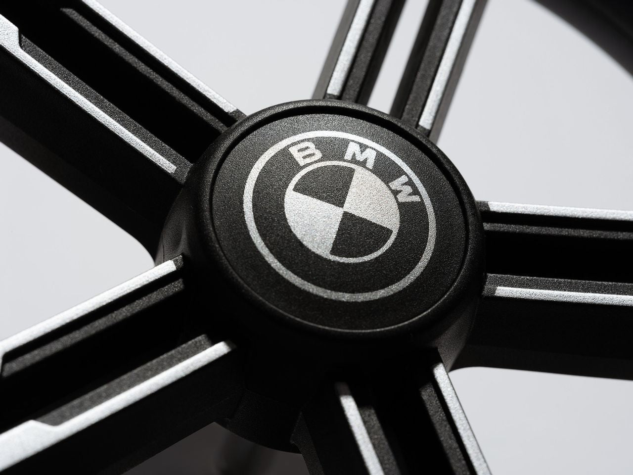 Nuna TRVL LX BMW Buggy