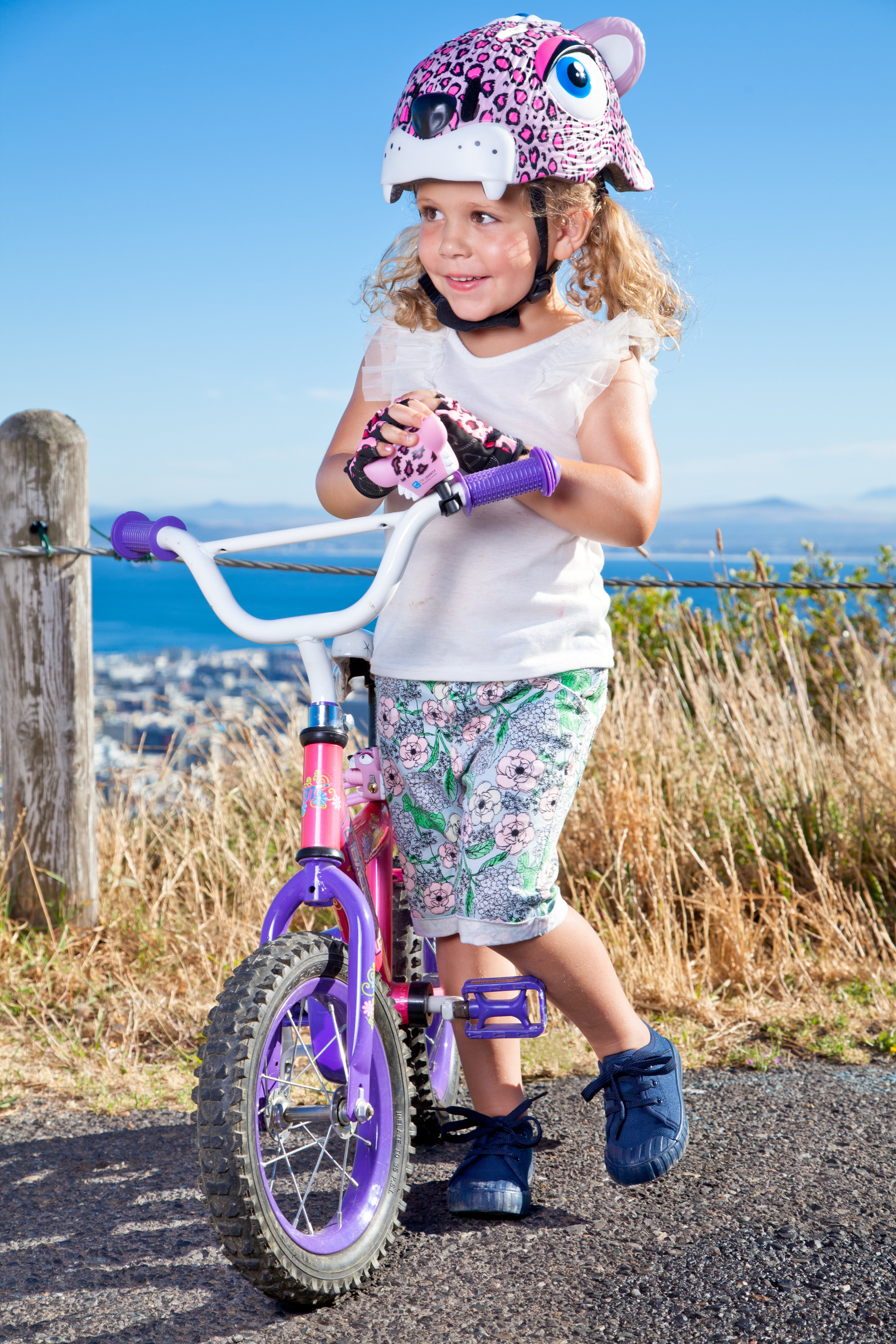 CRAZY SAFETY Kinder Fahrradhelm Leopard