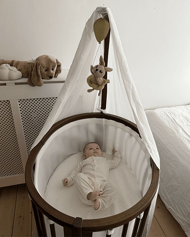 Stokke® Sleepi Mini V3 mit Sleepi Umbausatz Set inkl. Matratzen *BLACKSALE*