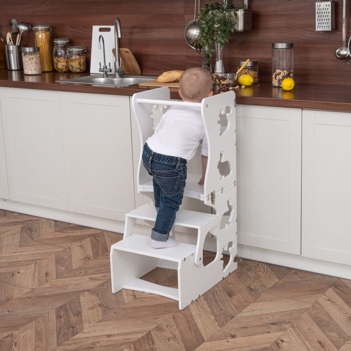WOODANDHEARTS Lernturm Tiere weiss