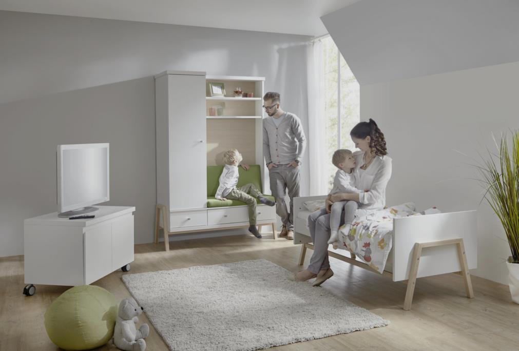 Schardt Holly Nature Kinderzimmer mit Schrank-Wickelkommode-Kombination Sparset
