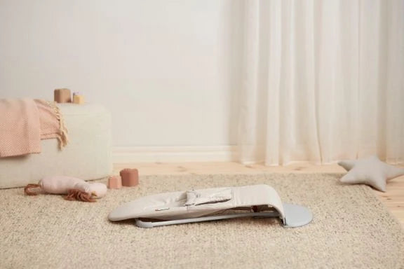 BabyBjörn Babywippe Soft Woven/Jersey Tri Fabric hellbeige