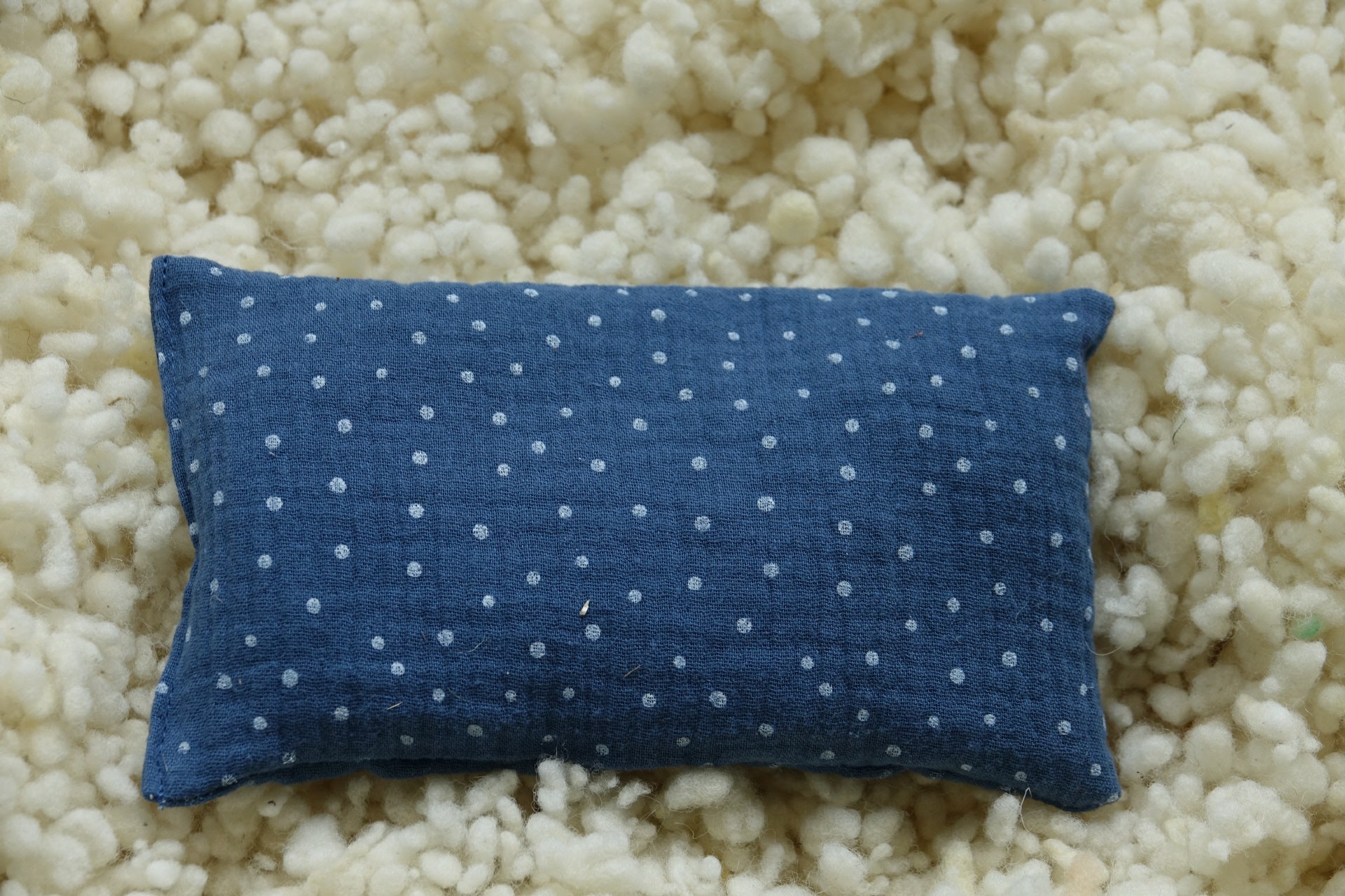 Wollreich Erdbeerkernkissen