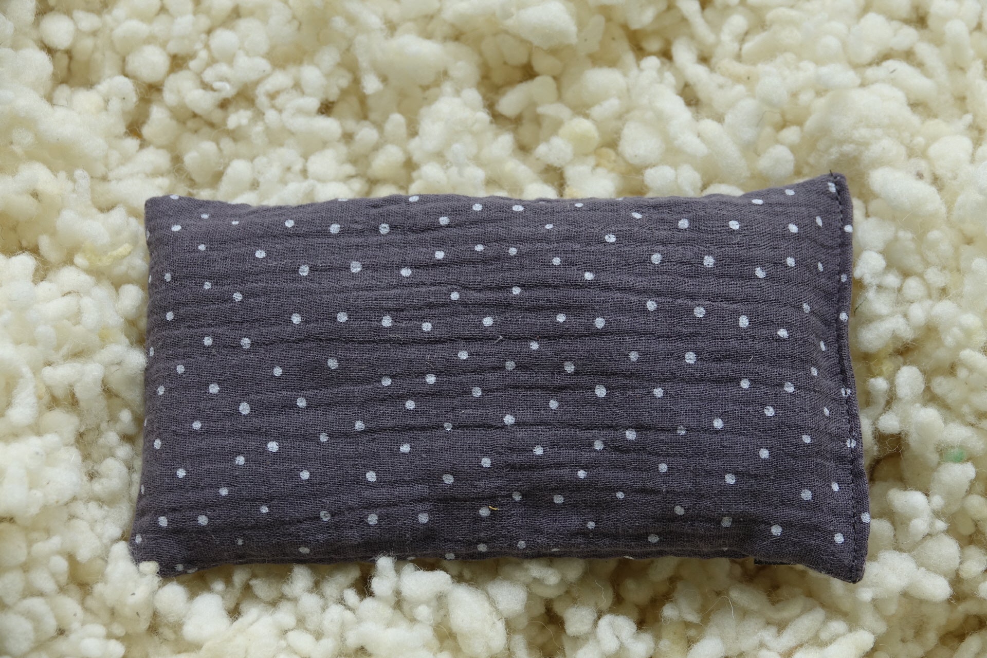 Wollreich Erdbeerkernkissen