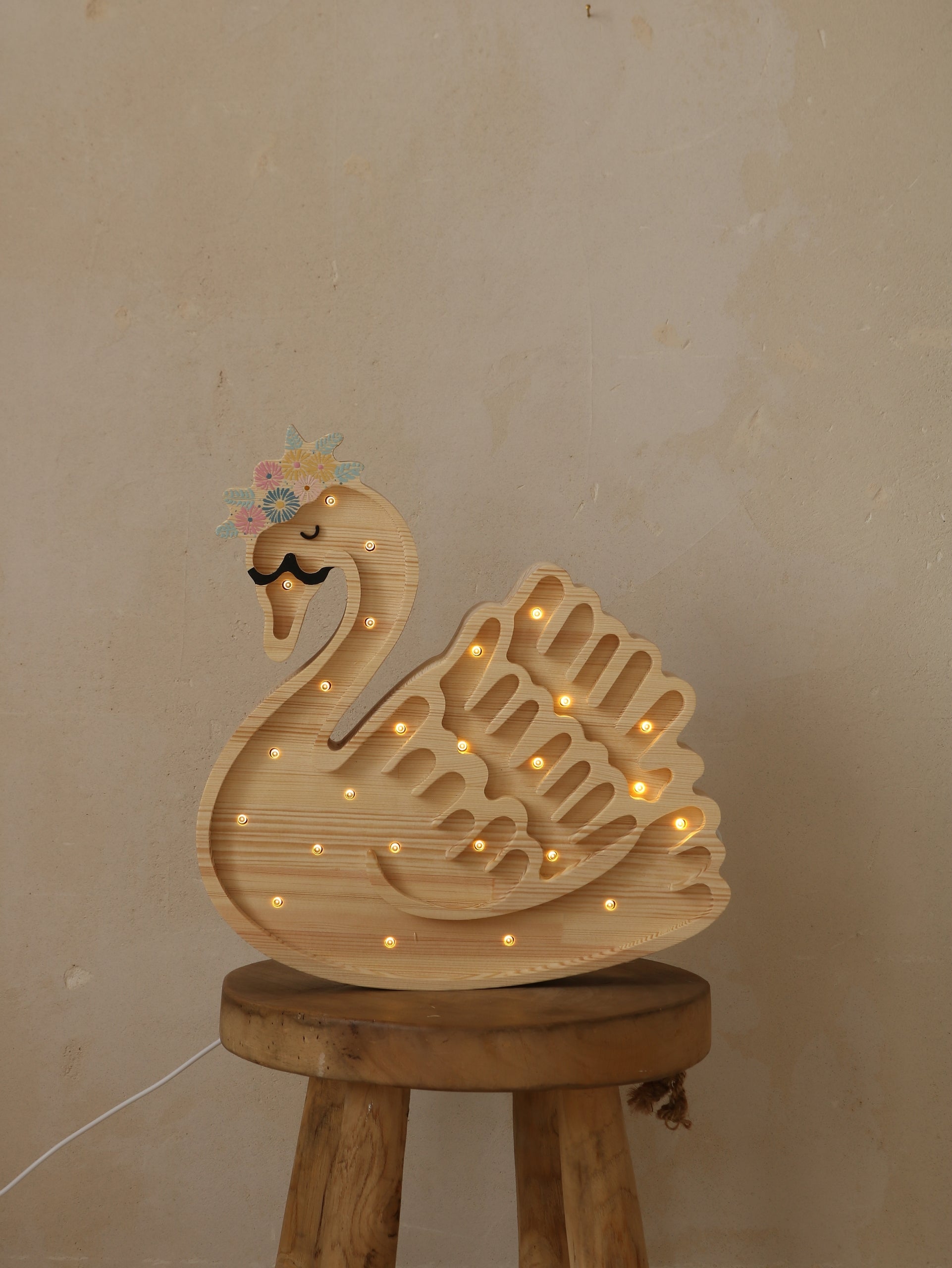 Little Lights Swan Lampe wood