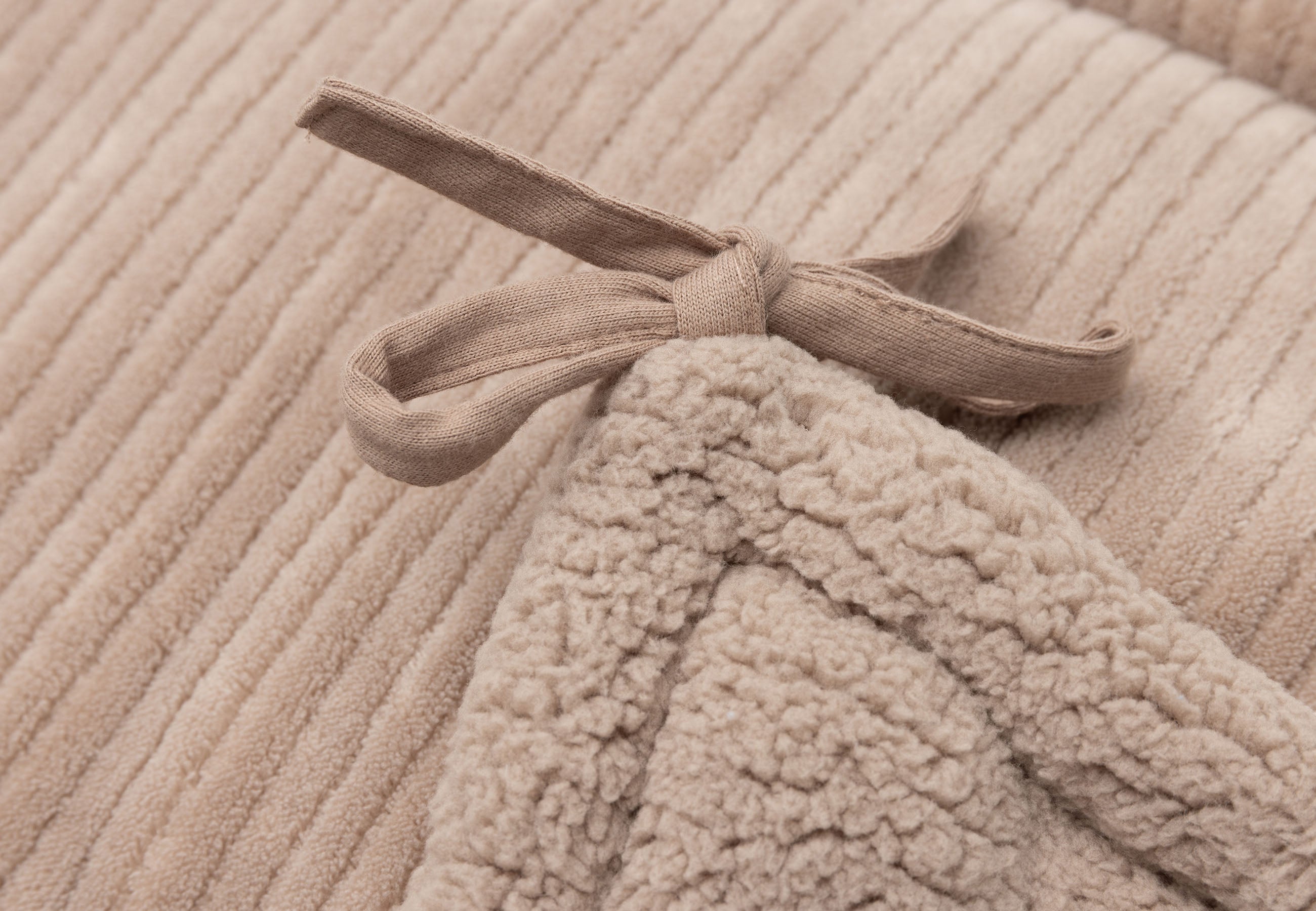 Jollein Nestchen 180 x 30 cm - Cloudy Rib