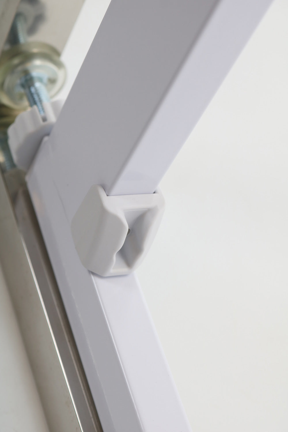 Nuvita Türschutzgitter 76-85 cm