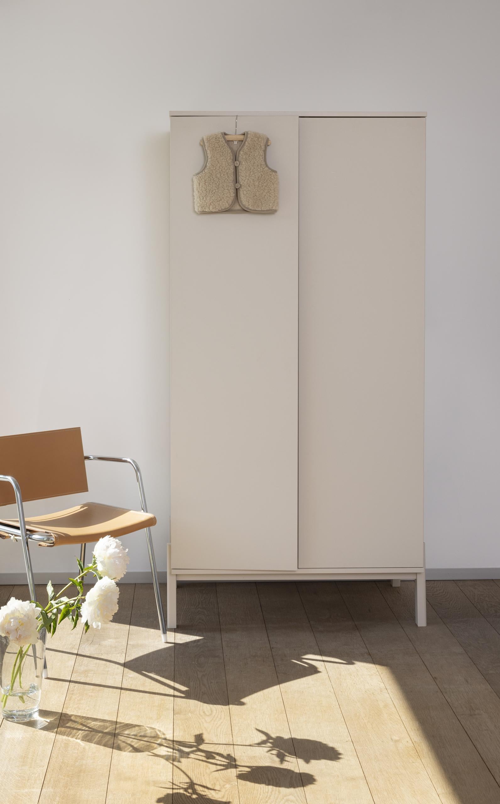 Quax Ashi creme 2-türig Schrank