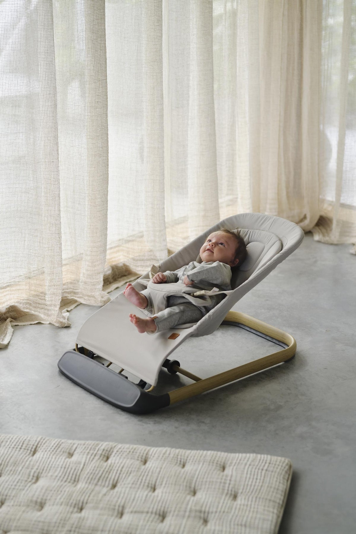 Quax Baby Bouncer Wippe clay
