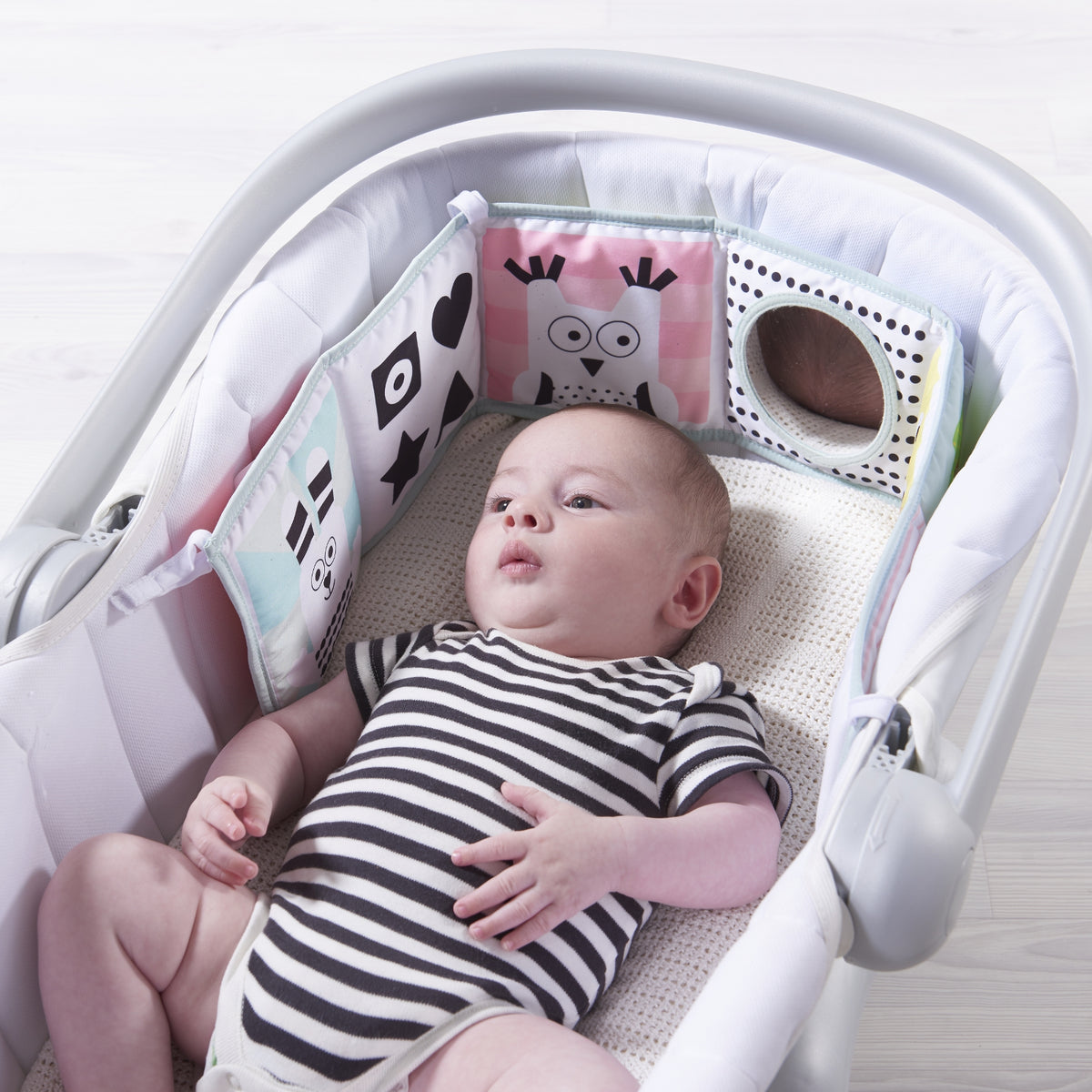 TAF TOYS Babybuch 3 in 1