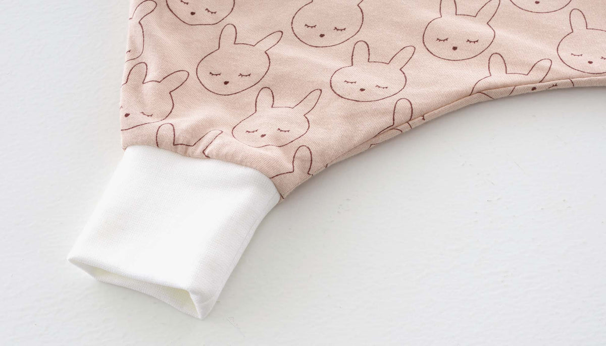 Träumeland Schlafanzug light TO GO Baumwolle Kuschelhase beige