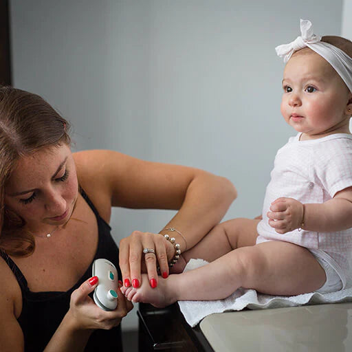 Elektrischer Nagelfeile für das Baby