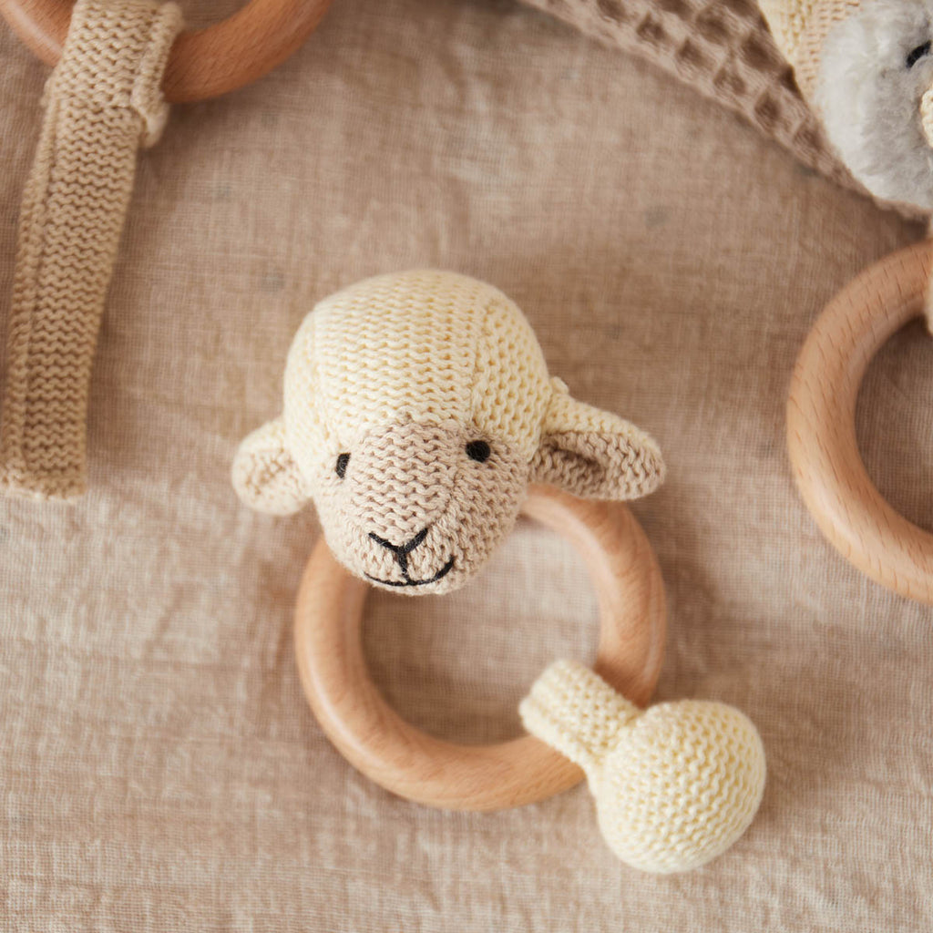 Bieco Greifling Schaf mit Rassel