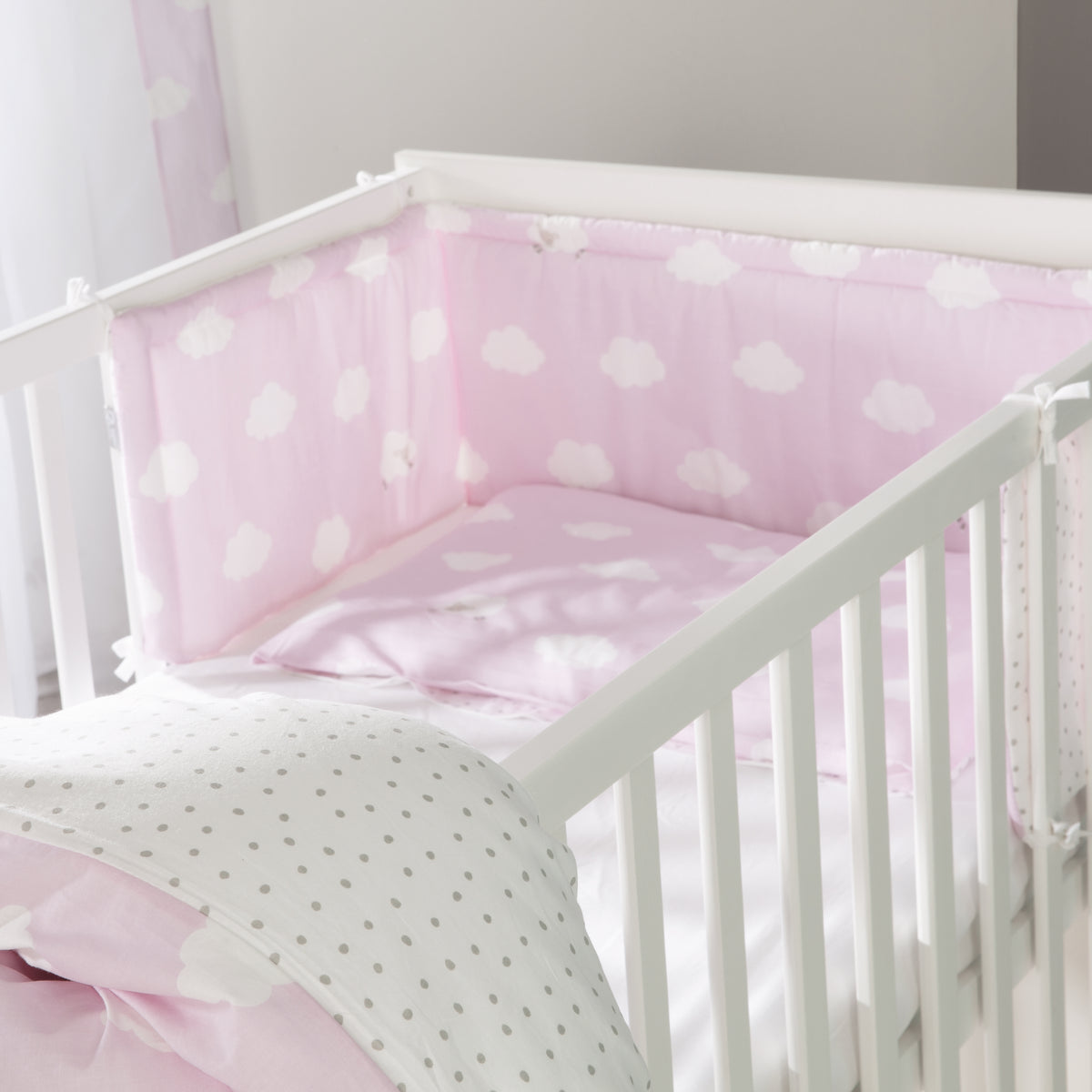 Roba Kinderzimmer Komplettset Wickelkommode mit Türen Kleine Wolke rosa