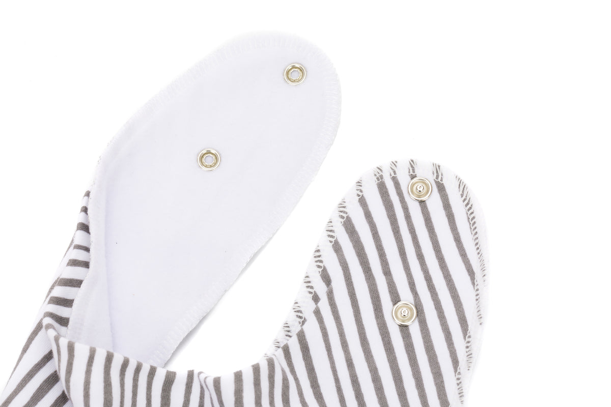 Fillikid Dreieckstuch mit Beissspitze Streifen grau 2er Pack