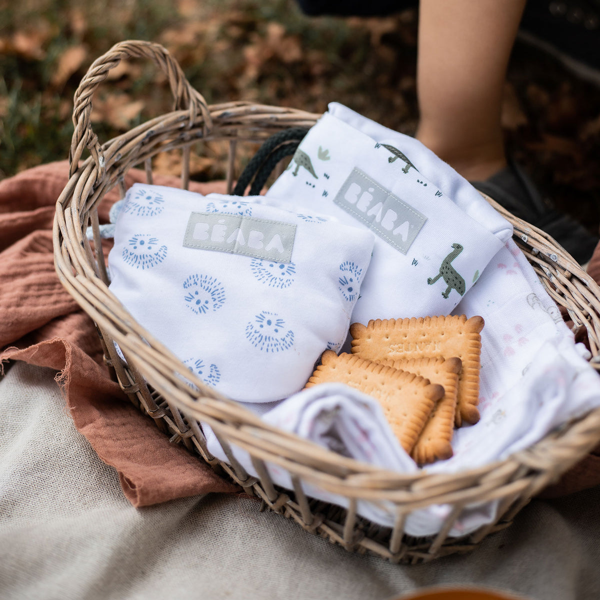 Beaba Lätzchen aus Baumwolle Igel