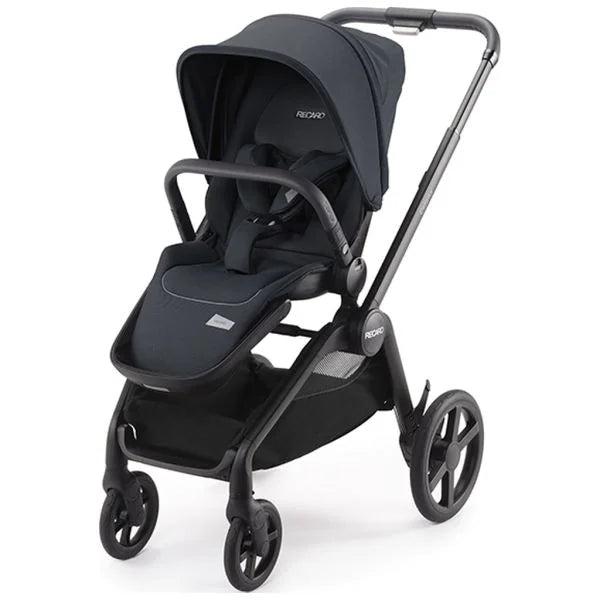 Recaro Celona Kinderwagen pushchair Black mit Sitzpaket Prime