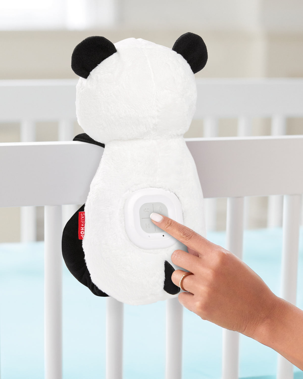 Skip Hop Cry Activated Soother Panda - Einschlafhilfe