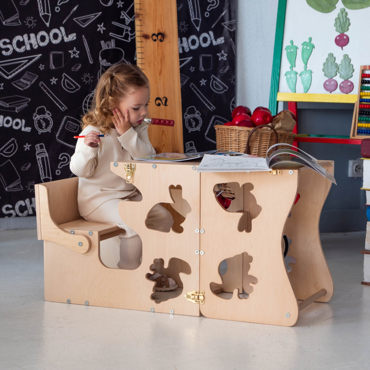 WOODANDHEARTS Lernturm Tiere