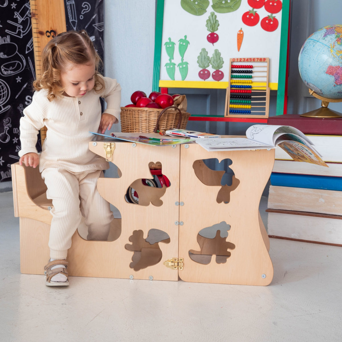 WOODANDHEARTS Lernturm Tiere