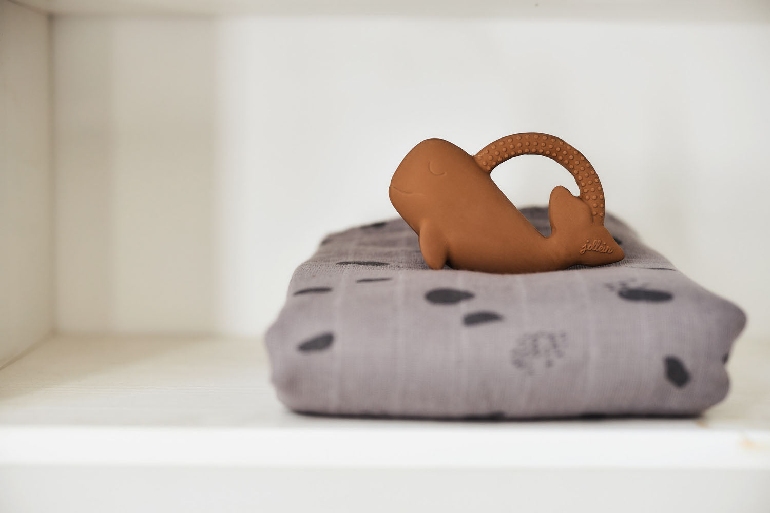Jollein Beissring aus Naturkautschuk Whale Caramel