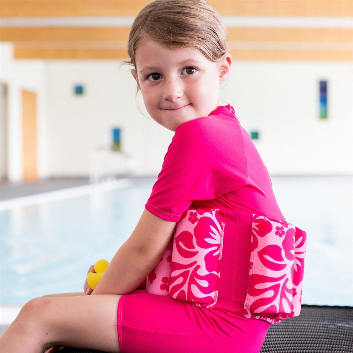 Konfidence Badeanzug mit Schwimmhilfe Hibiscus