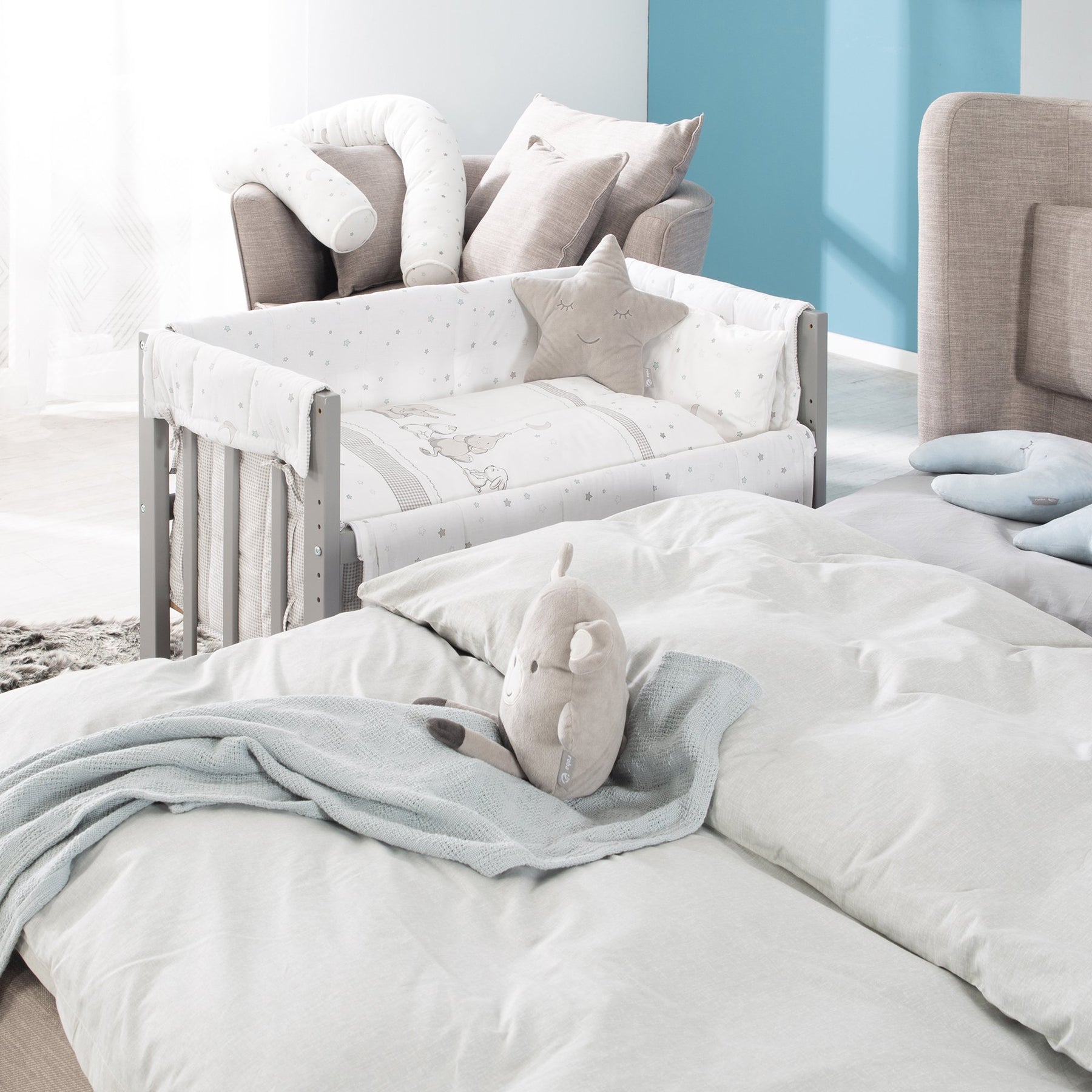 Roba Stuben- & Beistellbett 4 in 1 Sternenzauber inkl. kompletten Bettzubehör