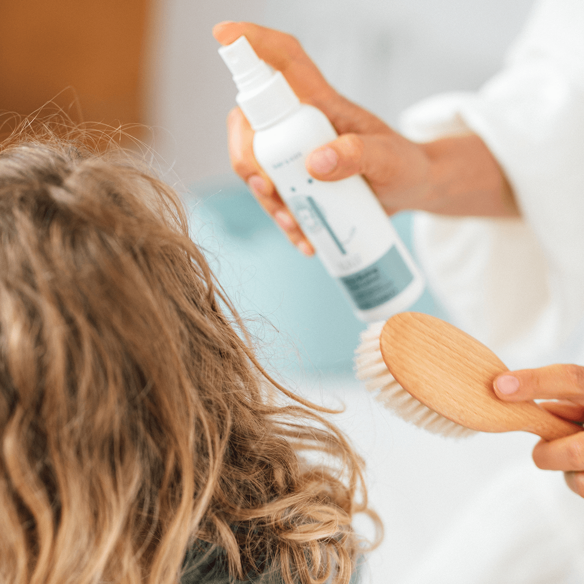 NAÏF entwirrende Haarlotion für Babys &amp; Kinder